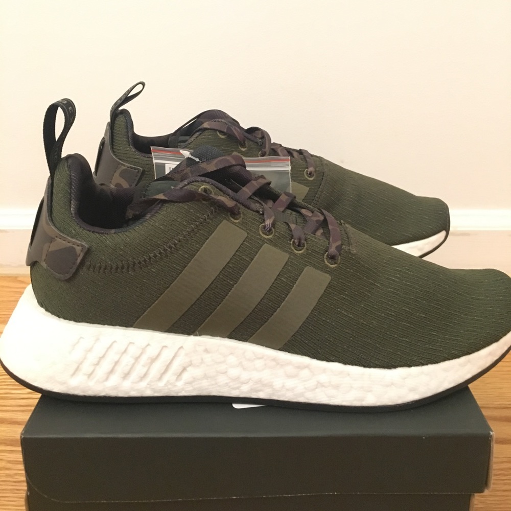 Adidas Originals NMD R2 Boost Olive Green Camo NEW